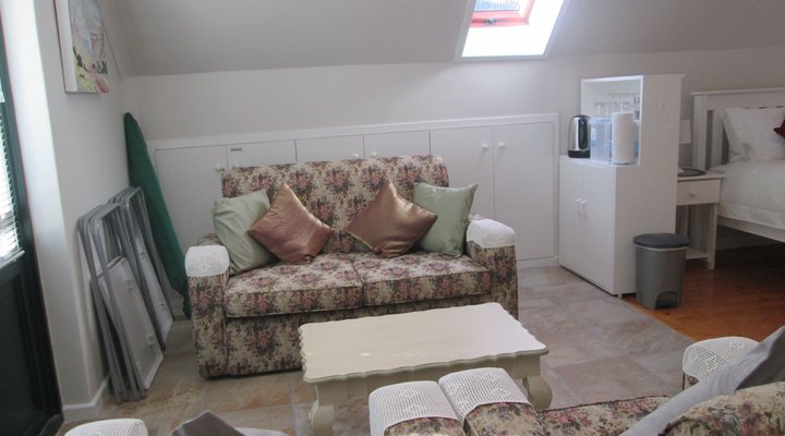 Villa-Roux Garden Cottage