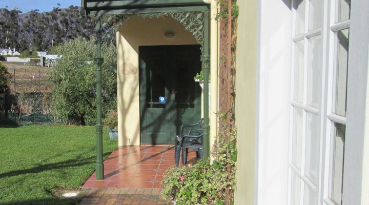 Villa-Roux Garden Cottage