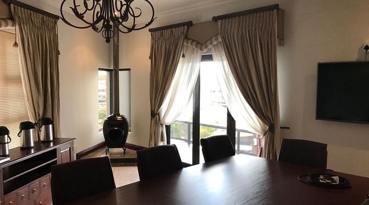 Burg's View Boutique Hotel