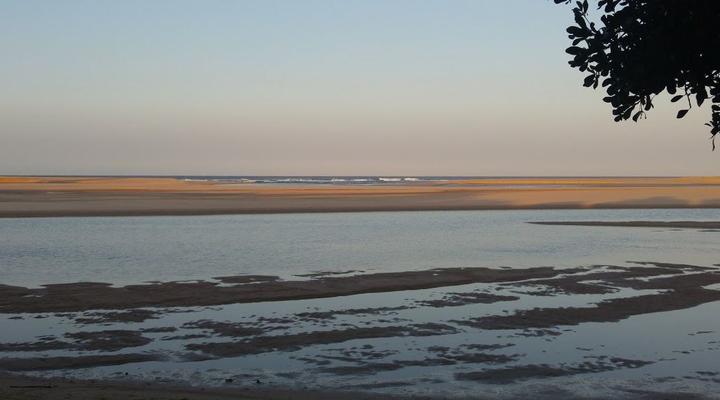 Utshwayelo, Kosi Mouth Lodge and Camp