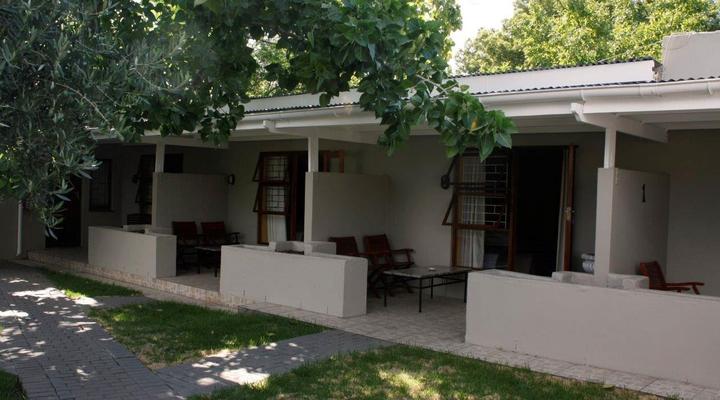 Village Guesthouse And Restaurant