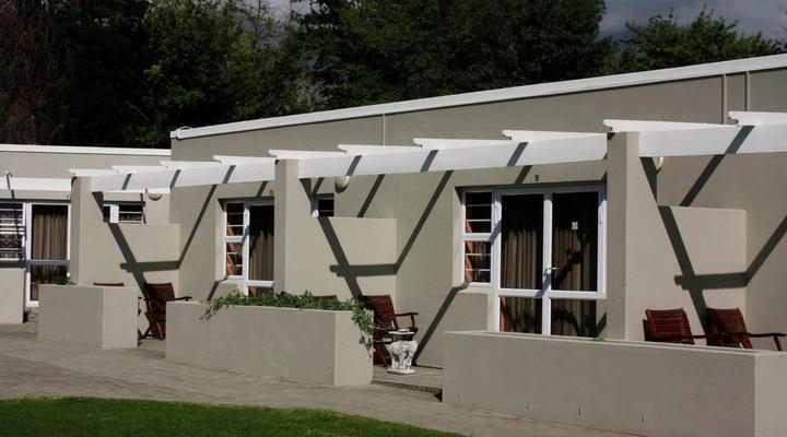 Village Guesthouse And Restaurant