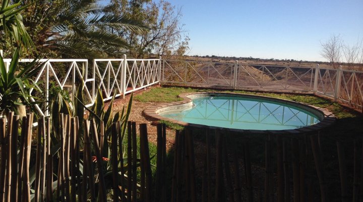 Kamelruhe Guest House & Camping