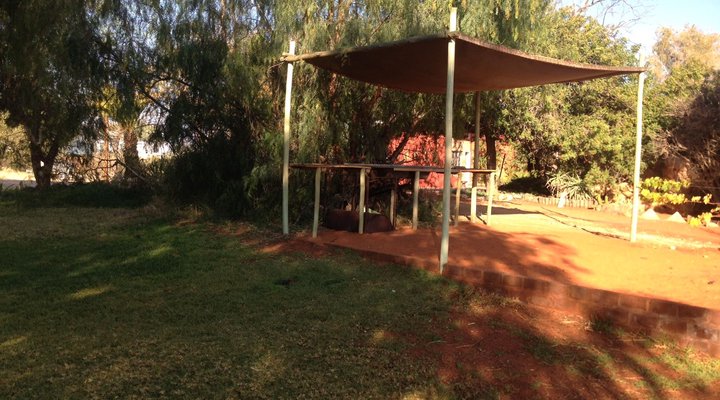 Kamelruhe Guest House & Camping