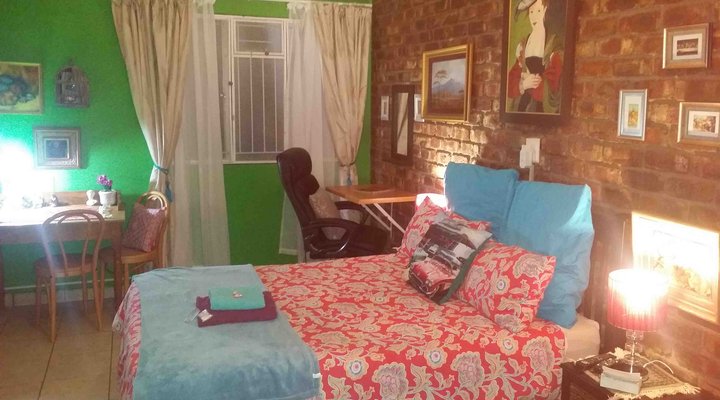 Kingfisher Song Guest House