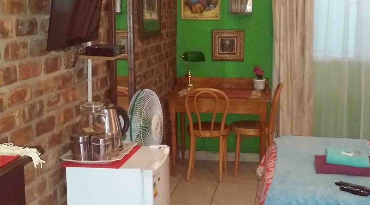 Kingfisher Song Guest House