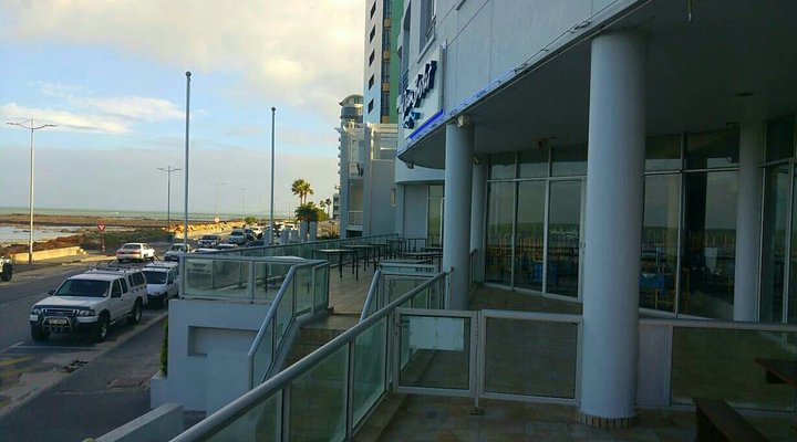 Ocean Breeze 305