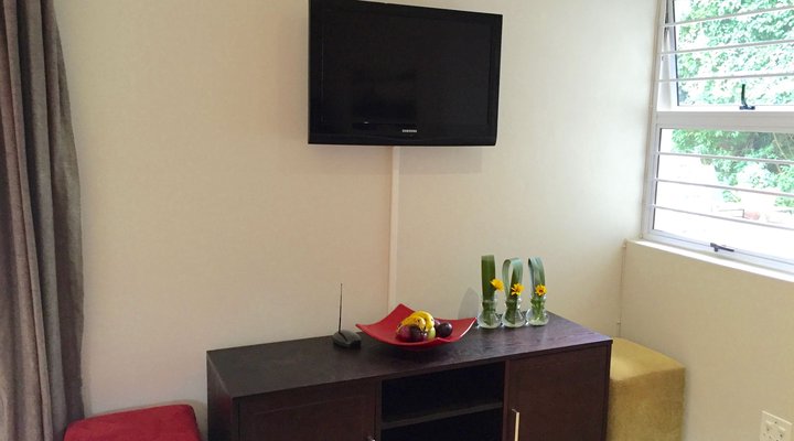 Spacious Cottage - Sandton