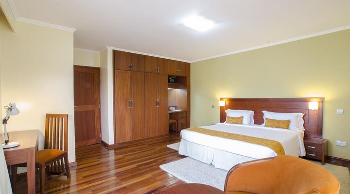 Waridi Paradise Hotel and Suites