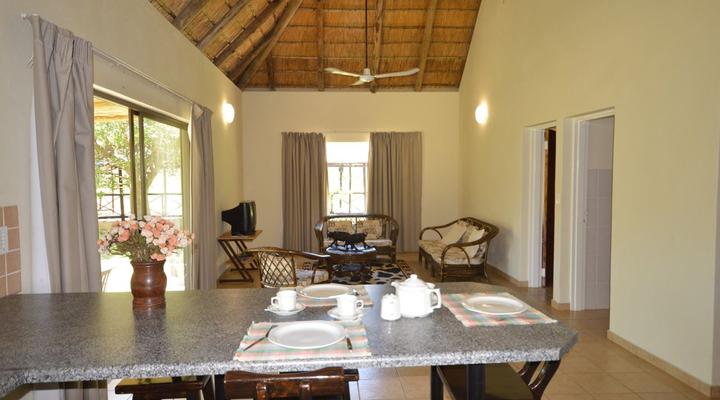 Ndabushi Lodge 