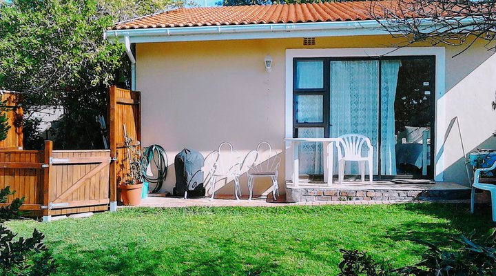 Tritonia Cottage