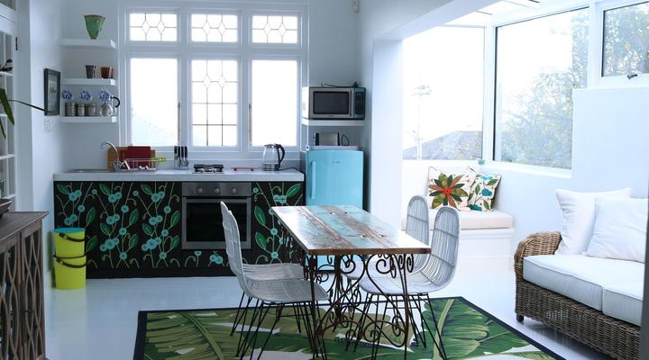 By the Seaside Apartment