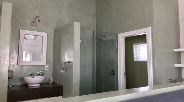 Saffron on Thesen Islands