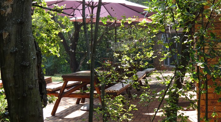 Meerkatplaats Guesthouse and B&B