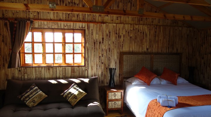 Meerkatplaats Guesthouse and B&B