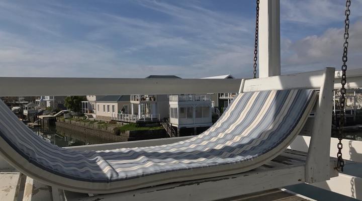 Saffron on Thesen Islands