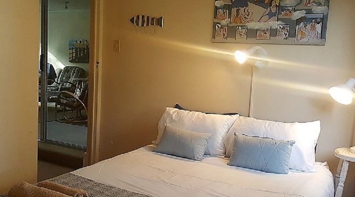 Freesia Avenue Holiday House