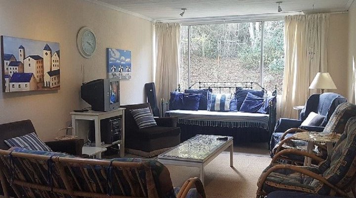 Freesia Avenue Holiday House