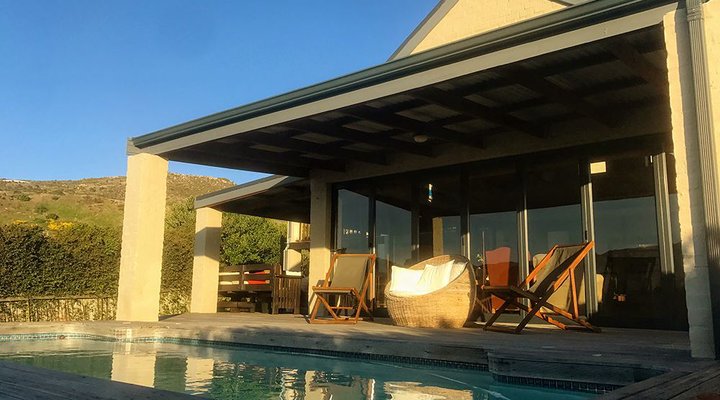 Seaview Hideaway