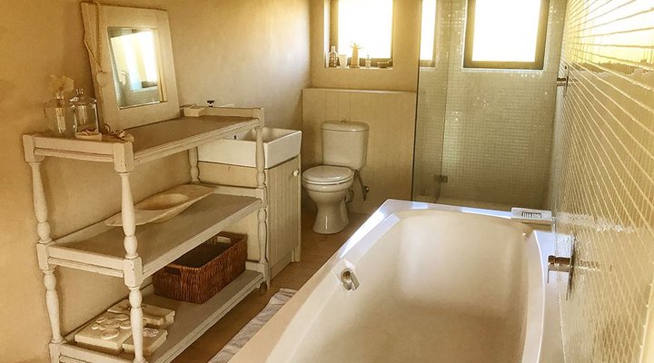 Seaview Hideaway
