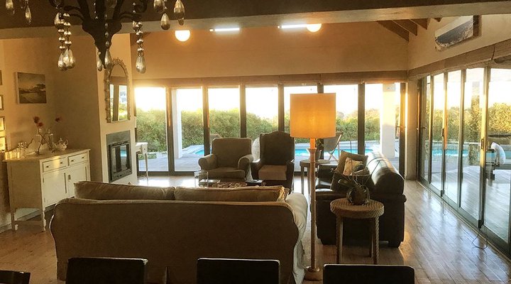 Seaview Hideaway