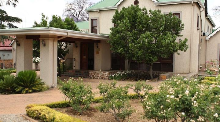 Candlewoods Guest House