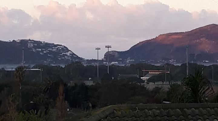 KNYS 'n NAutical on Herons Way