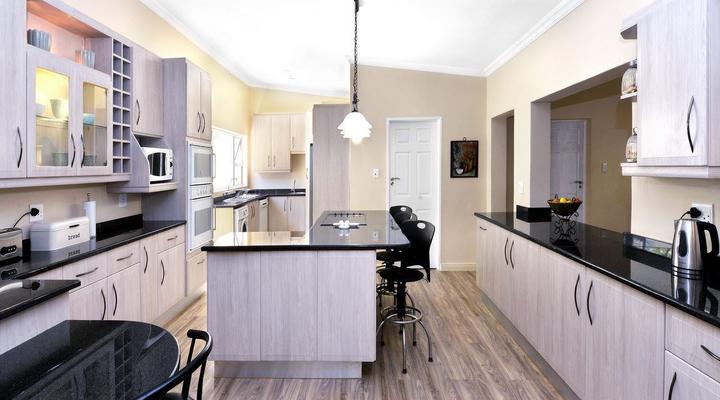 Grande Plaisir Villa