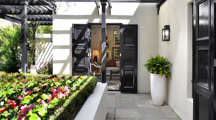 21 Roux Street Guesthouse