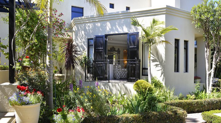 21 Roux Street Guesthouse