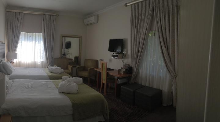 Ca Ira Wellness Retreat