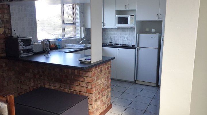 Glenelg Road Guesthouse