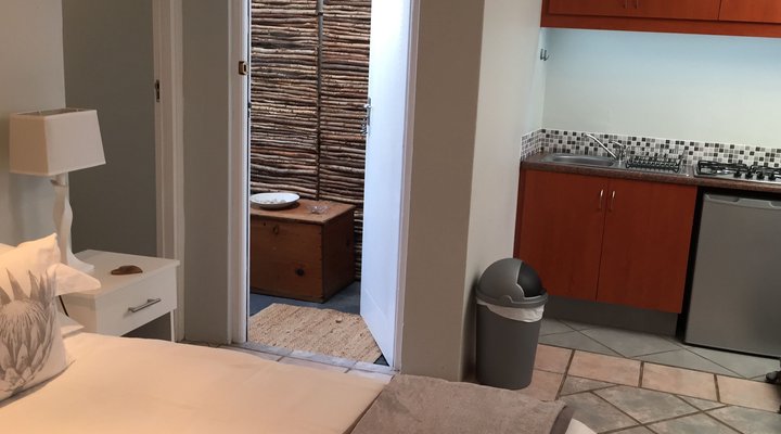 Glenelg Road Guesthouse