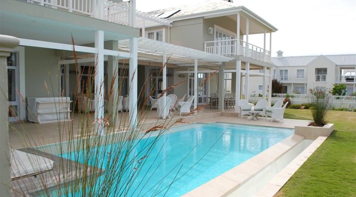 P108 Plantation Manor