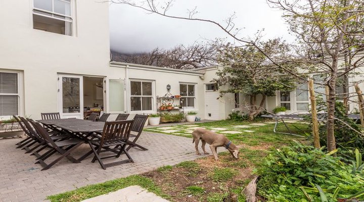 Stunning 6 Bedroom House In Central Cape Town