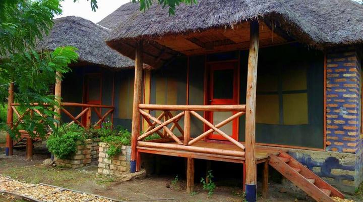 Irungu Forest Safari Lodge