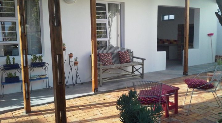 Just Darling Cottage Bed & Braai