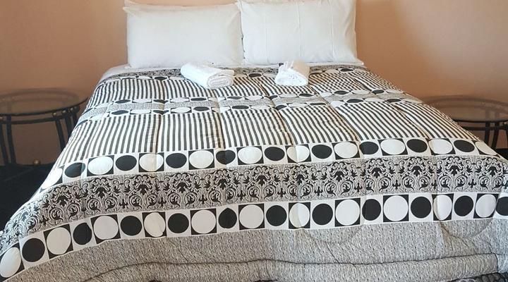 Mayoloza Bed and Breakfast