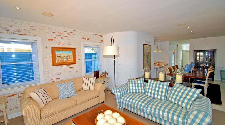 Delightful Luxury Beach House 