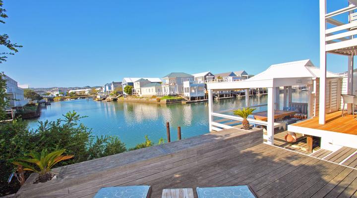 Delightful Luxury Beach House 