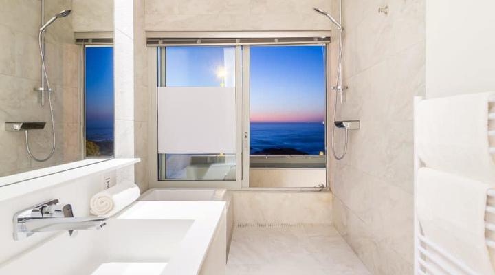 Onyx Luxury Apartment