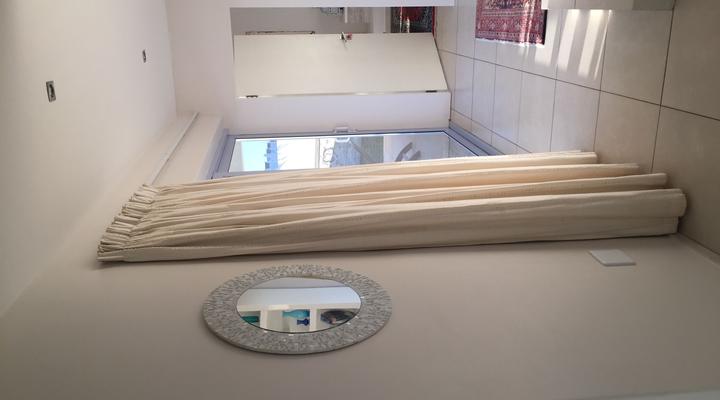 Perfect 10 - Front of House