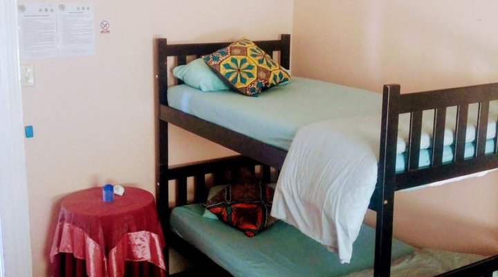 Knysna Backpackers @ Edge Of Africa Lodge