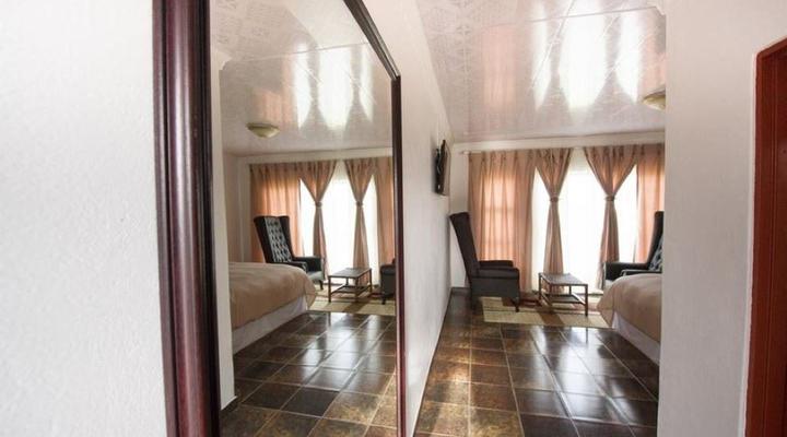 FullMoon Paradise Lodge