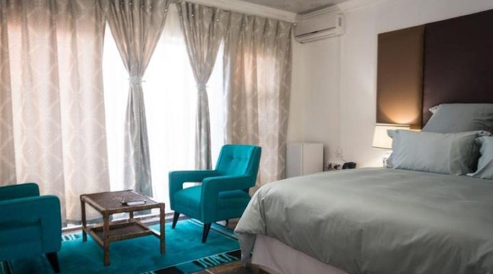 FullMoon Paradise Lodge