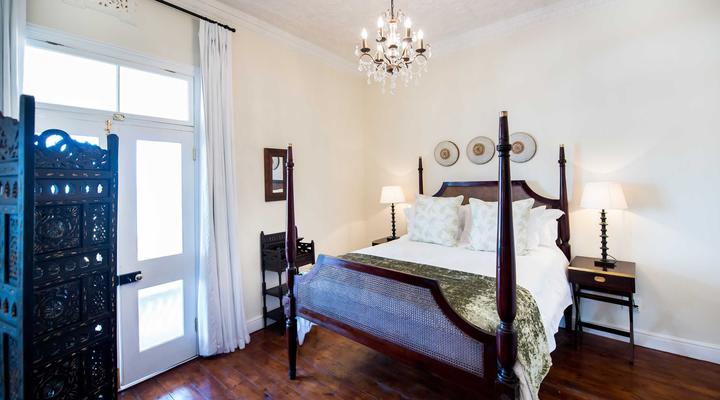 Castle Hill, Kalk Bay Private Home