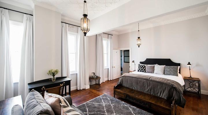 Castle Hill, Kalk Bay Private Home