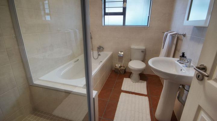 Clarens Paddocks Six