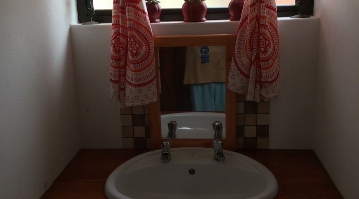 Barnacles Seaside Flatlets