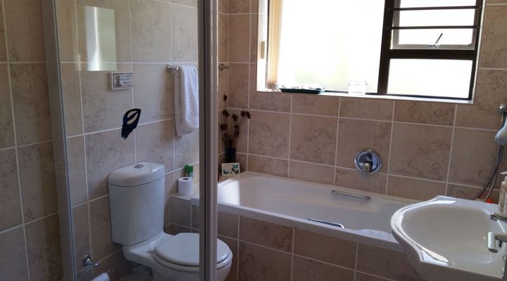 Abbeygail Ensuite Room